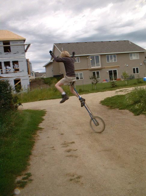 mark-giraffeunidismount