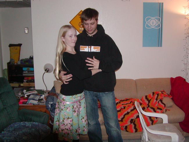 nov 28 05 - steve & amy dumb groping