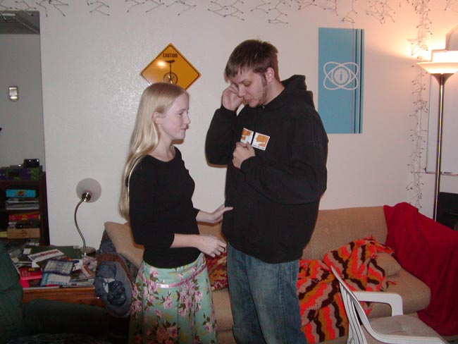 nov 28 05 - steve & amy kinda cute
